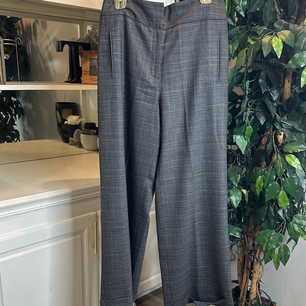 EUC Anne Klein Charcoal Gray/Blue Plaid Women's Cuffed Dress Pants, 12
